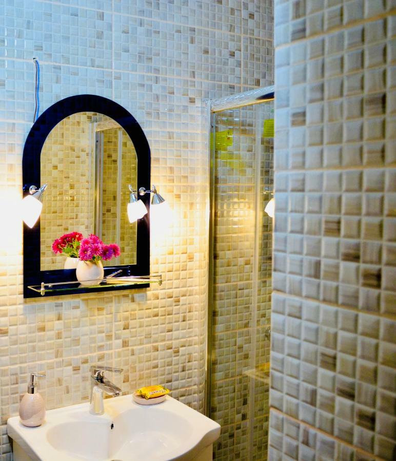 Casa Iris Center Hotel Sibiu Ngoại thất bức ảnh