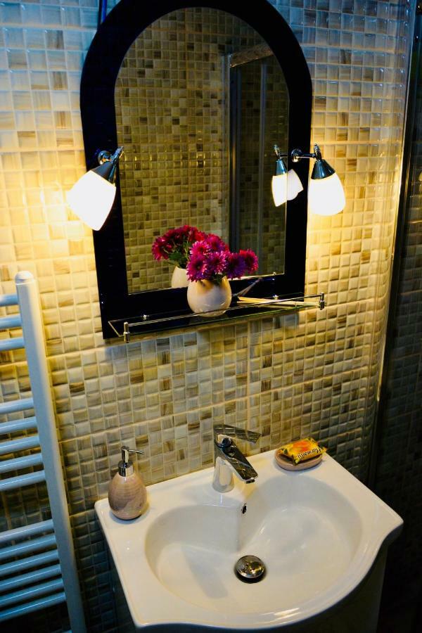 Casa Iris Center Hotel Sibiu Ngoại thất bức ảnh