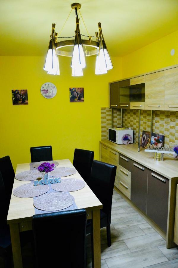 Casa Iris Center Hotel Sibiu Ngoại thất bức ảnh